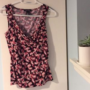 White House Black Market tank